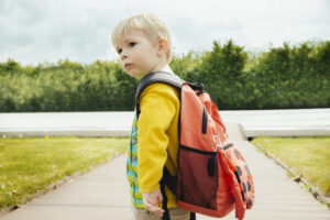 La rentrée scolaire: le mal de dos chez l’enfant